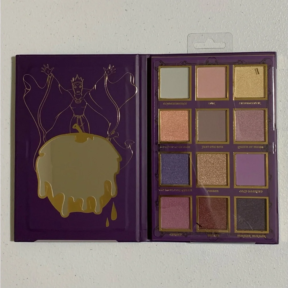 Taste Beauty x Disney Villains Eyeshadow Palette-New